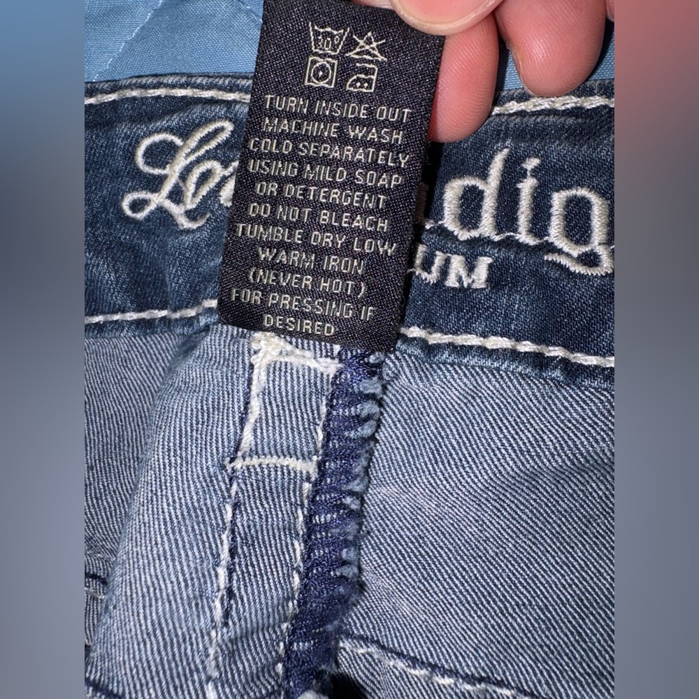 Love Indigo Premium Y2K Mid Rise Embellished Blue Capris Jeans Women’s Size 8 - Picture 8 of 10